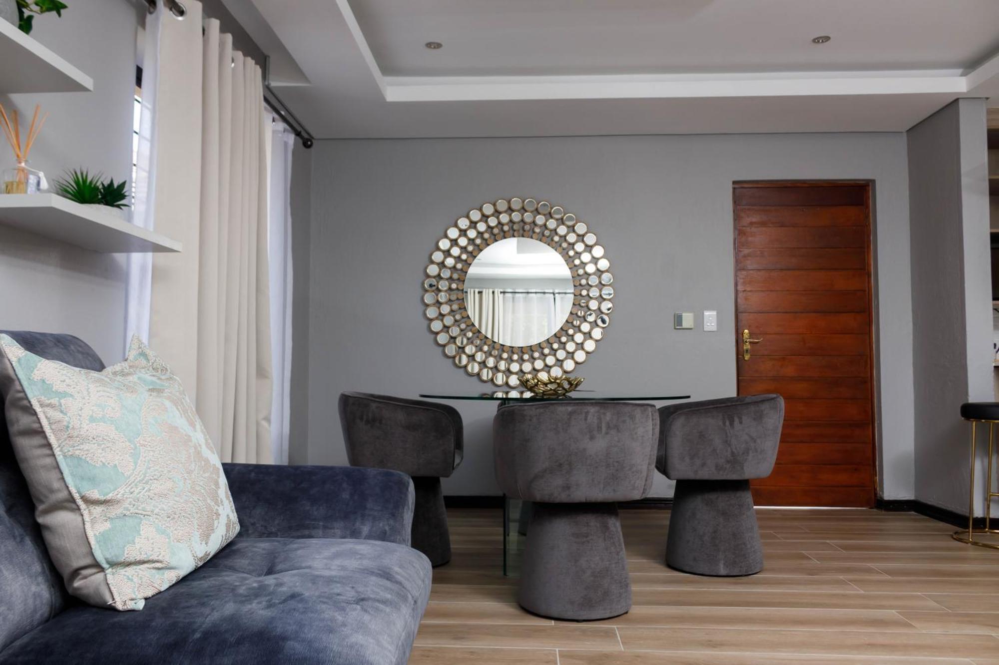 Villa Uptown - Garden Pavillion *