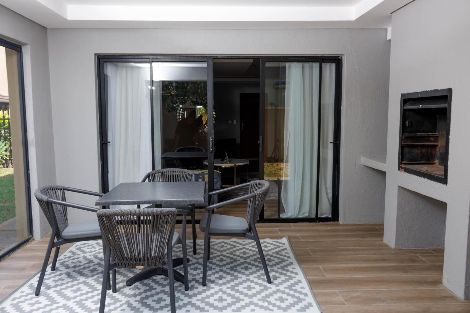 Uptown - Garden Pavillion * Mbombela